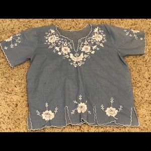Vintage floral embroidered shirt!